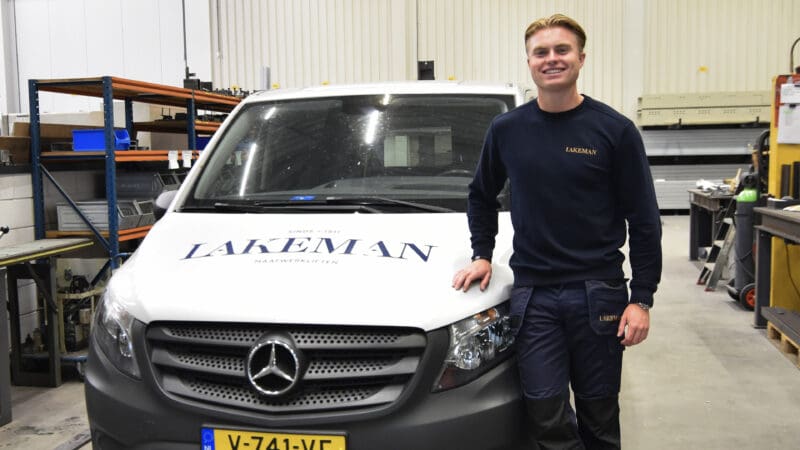 Koen Lakeman aan boord bij Lakeman Liften